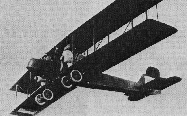 Vue d'un bombardier Aero A.24