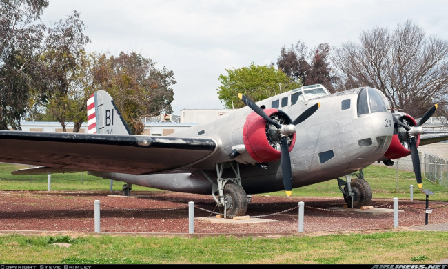 Vue d'un Douglas B-18B (photo : Steve Brimley)