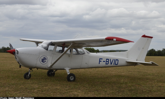 Vue d'un Cessna 172M (photo : JN Passieux, musée JB Salis, La Ferté-Alais)