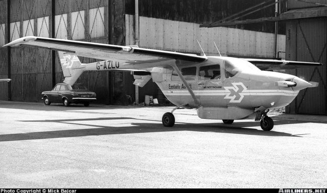 Vue d'un Cessna 337 (photo : Photo : Mick Bajcar)