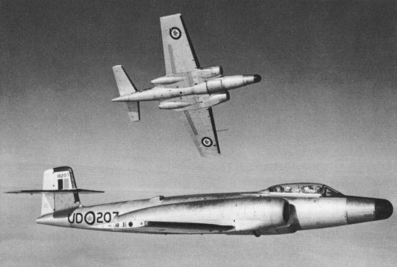 Vue d'Avro Canada CF-100 (photo : Encyclopédie illustrée de l'Aviation dans le monde - David Mondey)