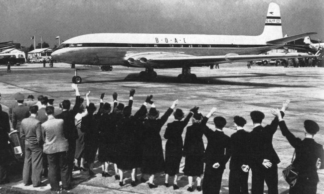 Départ du Comet G-ALYP vers Johannesburg (photo : Pictorial History of BOAC and Imperial Airways Kenneth Munson - BOAC)