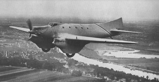 Vue du Couzinet 10 (photo : Histoire de l'aviation René Chambe - Safara)