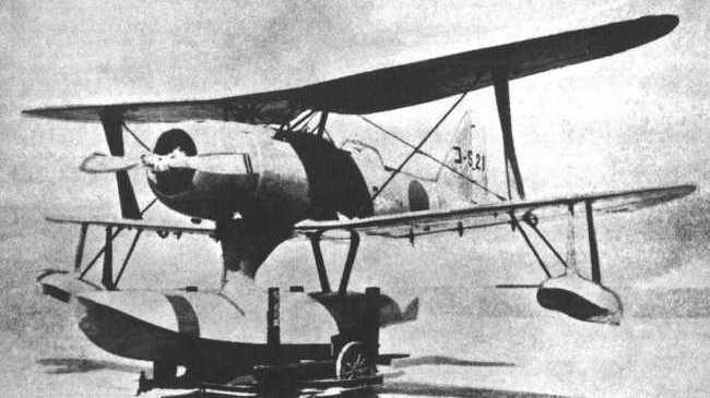 Vue d'un F1M2 (photo : Jane's fighting aircraft of World War II)