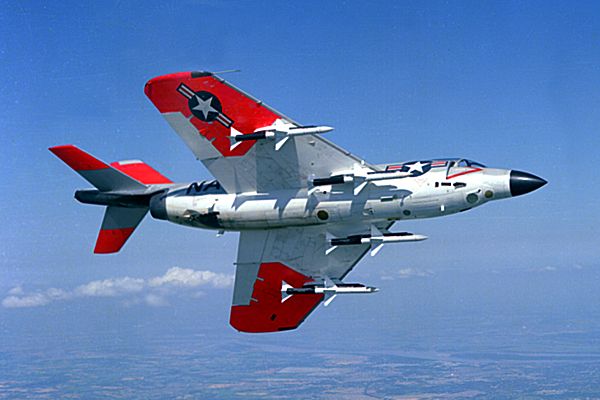 Vue d'un F-3
