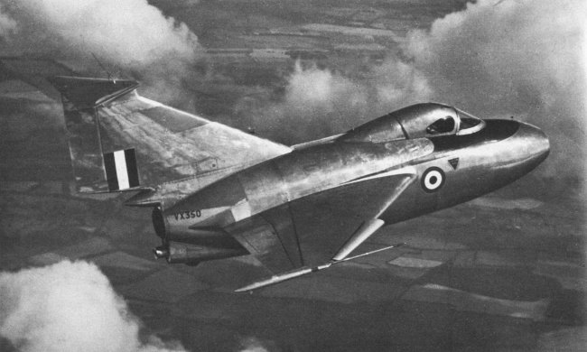 Vue du Fairey F.D.1 (photo : Jane's pocket book 12 Research and experimental aircraft - Michael J.H. Taylor)