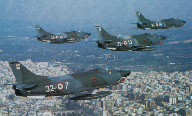 Vue d'une formation de G.91Y