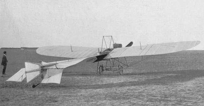 Vue d'un Hanriot monoplan (photo : Gallica - Les Aéroplanes de 1911 - Raymond de Gaston)