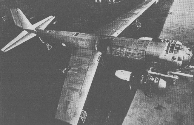 Vue d'un bombardier expérimental Junkers Ju 287 (photo : Jane's fighting aircraft of World War II John W.R. Taylor)