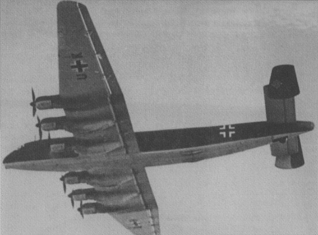Vue d'un bombardier expérimental Junkers Ju 390 (photo : Avions de la Deuxième Guerre mondiale - Atlas)
