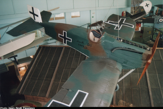 Vue complète d'un Junkers D.I (photo : JN Passieux - Musée de l'Air et de l'Espace du Bourget)