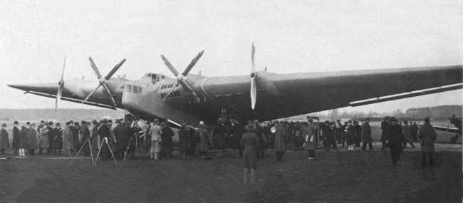 Vue d'un Junkers G 38 (photo : Encyclopédie illustrée de l'Aviation dans le monde - David Mondey)