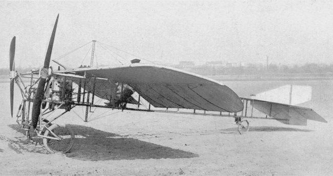 Vue d'un Lioré monoplan (photo : Gallica - Les Aéroplanes de 1911 - Raymond de Gaston)