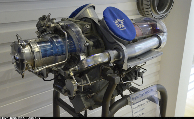 Vue d'un turbopropulseur M250 (photo : JN Passieux, Salon du Bourget 2019)
