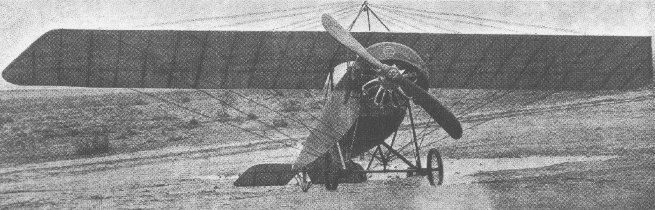 Vue d'un Morane-Saulnier L (photo : Jane's fighting aircraft of World War I John W.R. Taylor)