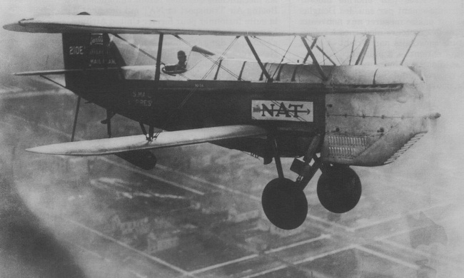 Vue d'un Curtiss O-1 (origine : Icare numéro 154, U.S. Air Mail Service)