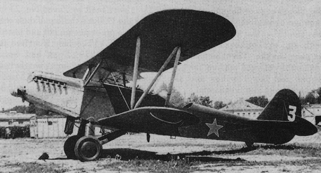 Vue d'un biplan R-5 soviétique (photo : Soviet Aircraft and Aviation 1917-1941, Wim H Schoenmaker)