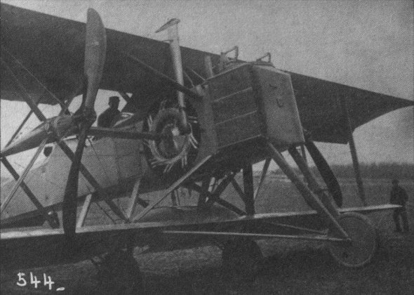 Vue frontale d'un Salmson-Moineau SM-1 (photo : René Moineau, aviateur et inventeur - Jean-Louis Moineau)