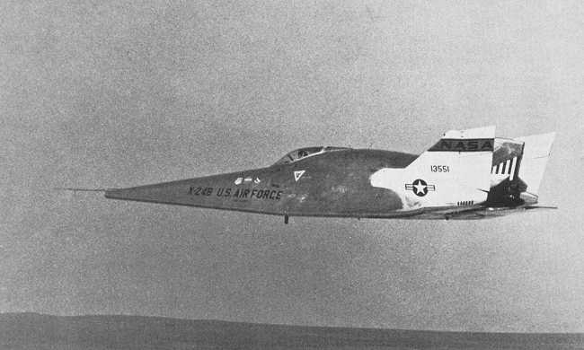 Vue du X-24B (photo : Jane's pocket book 12 Research and experimental aircraft - Michael J.H. Taylor)