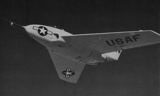Vue du X-4 (photo : Jane's pocket book 12 Research and experimental aircraft - Michael J.H. Taylor)