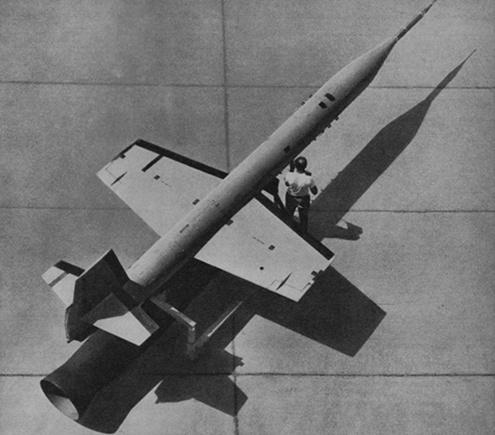 Vue du Lockheed X-7 (photo : Science et Vie Aviation 1957)