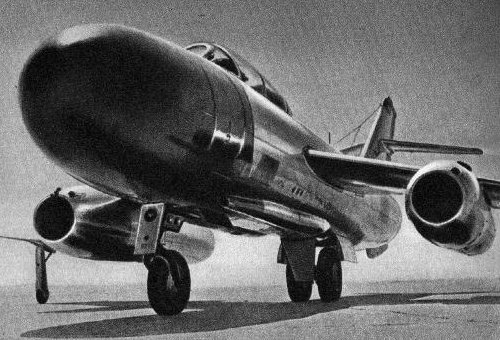 Vue d'un Yak-25