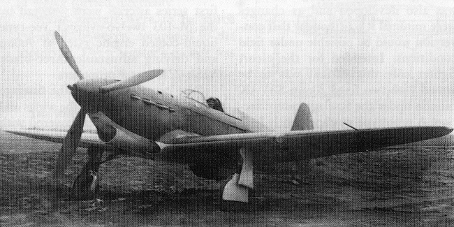 Vue d'un chasseur Yak-1 (photo : Soviet Aircraft and Aviation 1917-1941, G F Petrov)