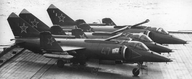 Vue d'un Yak-38A (photo : Fabuleux avions du monde - Pierre Gaillard)
