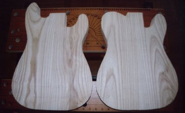 Caisse Stratocaster après découpe au ruban (photo : JN Passieux)
